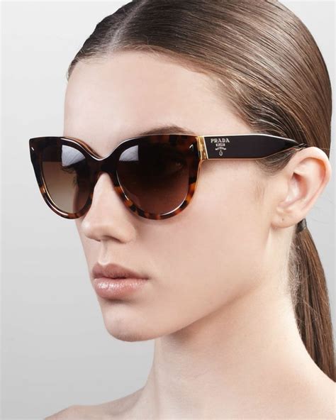 gafas de sol mujer prada|marcas lentes sol para mujeres.